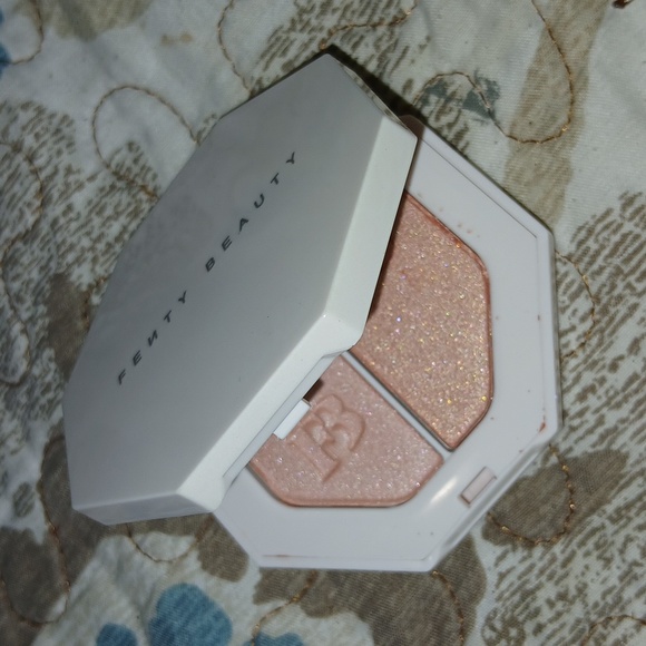 NIB Fenty Beauty Killawatt Freestyle Highlighter-Girl Next Door & Chic Phreak - Picture 3 of 7